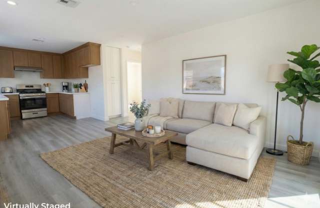 13217 Monte Vista Avenue photos photos