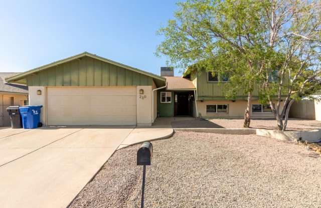4 Bedroom 3.5 Bathroom in Tempe photos photos