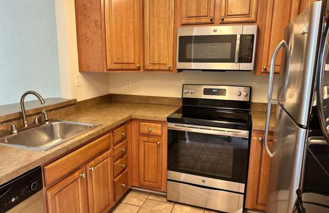 2 bedroom condo in Williamsburg - Available August 2026! photos photos
