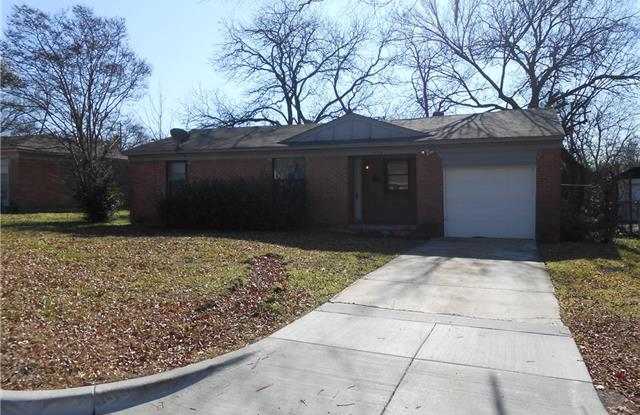 804 Glynn Oaks Drive Gallery 2