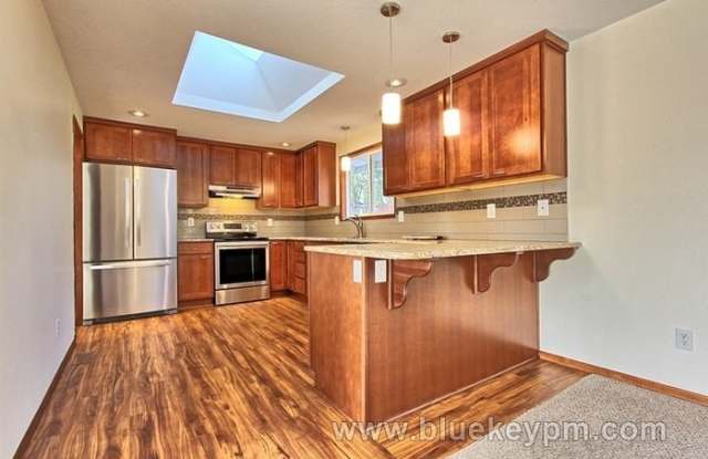 1160 Clayton Way Gallery 2