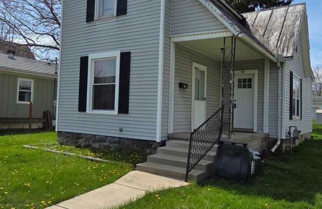 3 Bedroom 1 Full Bath Single Family Two-Story Home--20 Seltzer Ave Shelby photos photos