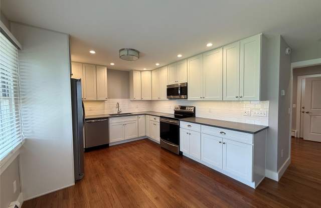 55075 Main Road photos photos