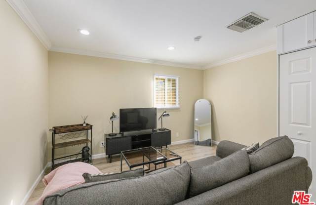 11680 W Hatteras St photos photos