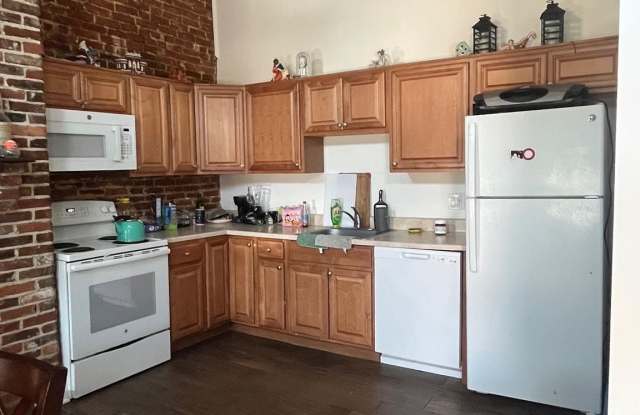 15 S CARROLLTON AVENUE photos photos