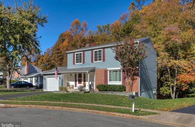 8466 YELLOW LEAF COURT - 8466 Yellow Leaf Court, Newington Forest, VA 22153