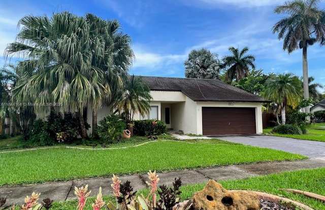 10511 SW 145th Ct photos photos