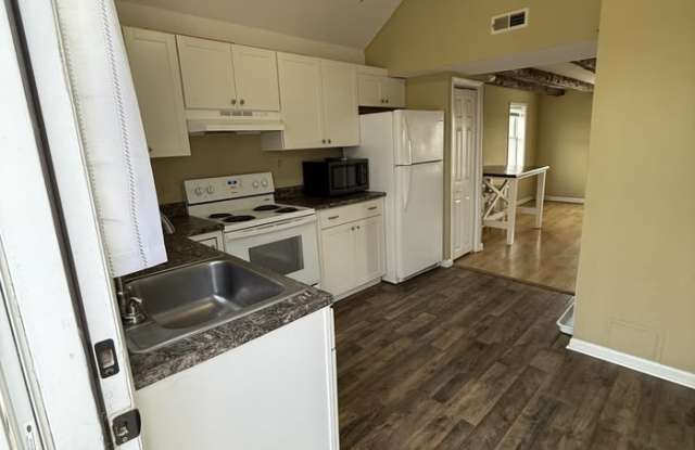 4060 Ridge Road photos photos