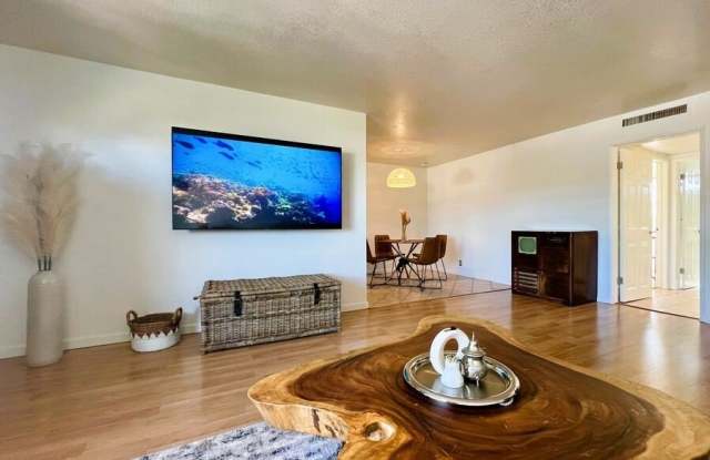 1217 20th St - 1217 20th Street, Santa Monica, CA 90404 1217 20th St - 1217 20th Street, Santa Monica, CA 90404