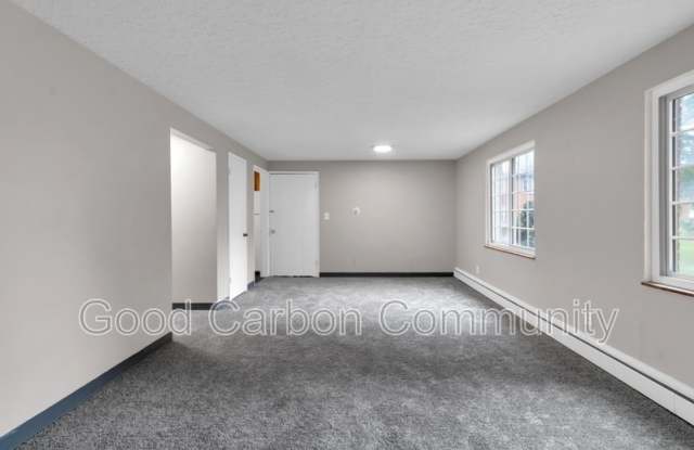 315 Beattie Ave Gallery 2