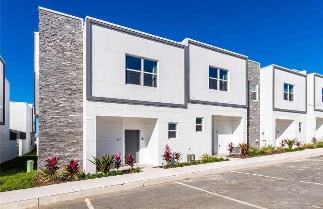 356 FAMAGUSTA Drive Gallery 1