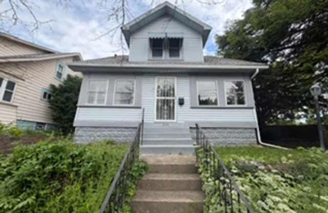 Move-In Ready 3-Bedroom Home with Large Yard and Great Everyday Features photos photos
