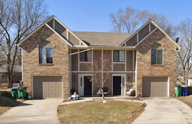 3 Bed/2 Bath Townhome Lee's Summit photos photos