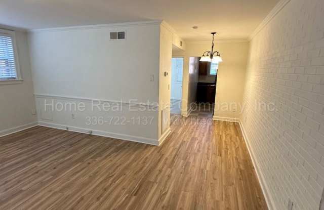 Colonial Arms Apartments | 807 West End Blvd Apt C-4 Gallery 2