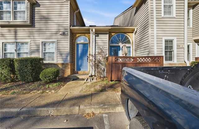 1001 Saint Andrews Way photos photos