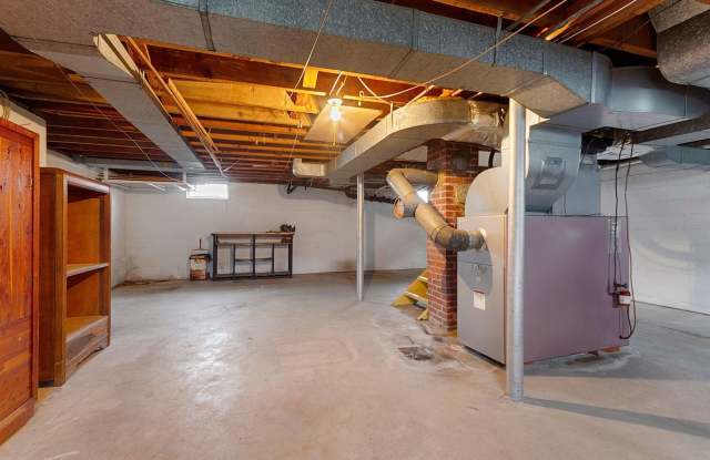 Brick Ranch with Basement in Christiansburg Gallery 1