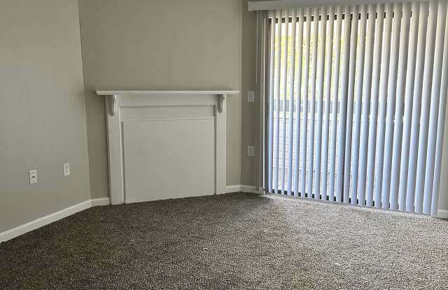 Oaks - 120 Oak Drive, Dunbar, WV 25064