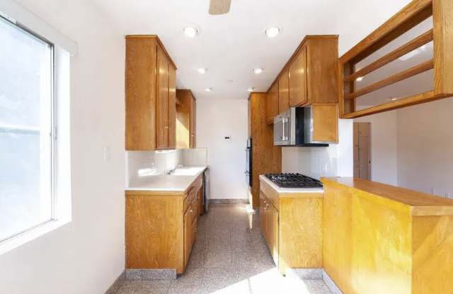 15529 Moorpark St - 15529 Moorpark Street, Los Angeles, CA 91436