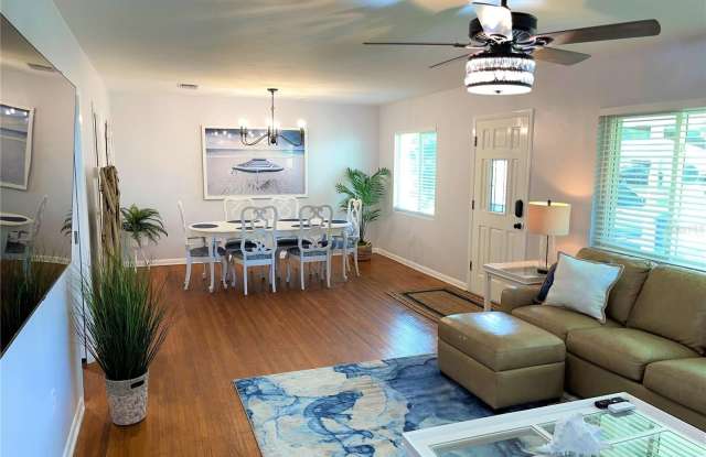 1963 RIPON Drive Gallery 2
