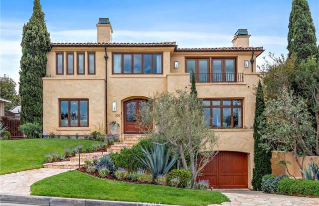 206 Driftwood Road - 206 Driftwood Road, Newport Beach, CA 92625