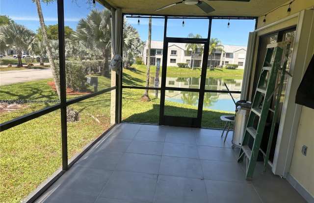 1042 Adams Ave photos photos