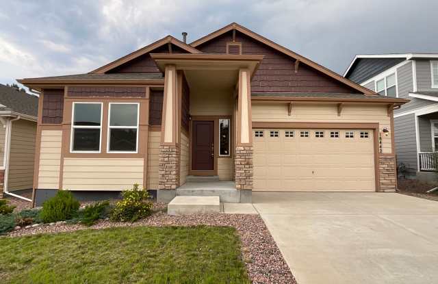 4 Bedroom Home Available Near Woodmoor Dr  HWY 105! photos photos