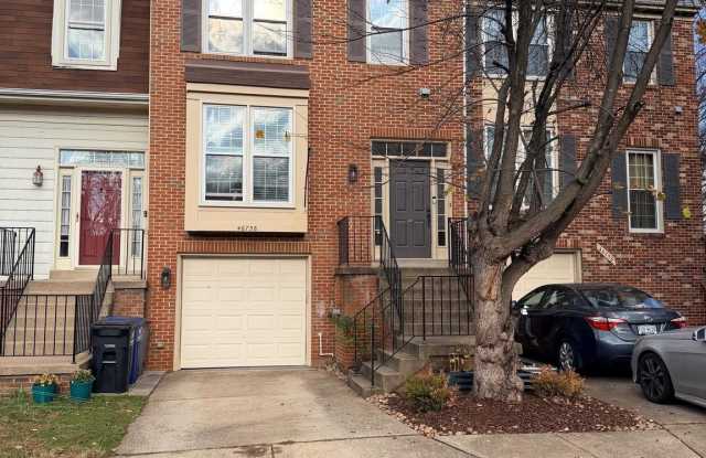 46756 WOODMINT Terrace - 46756 Woodmint Terrace, Sterling, VA 20164
