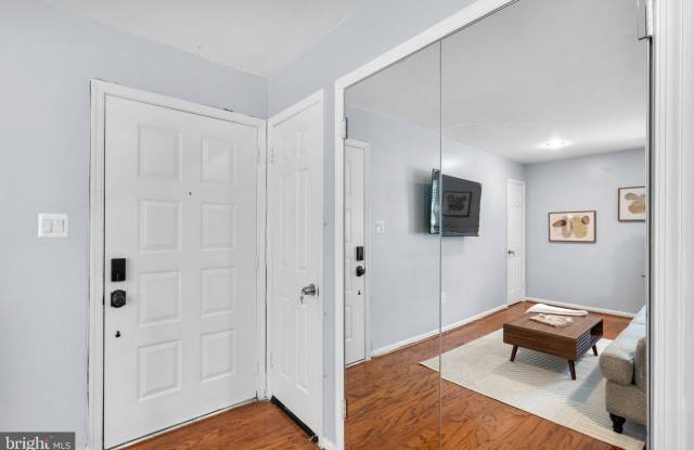 11775 CARRIAGE HOUSE Drive Gallery 4
