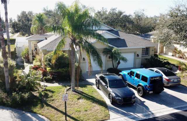 403 W 28th St photos photos