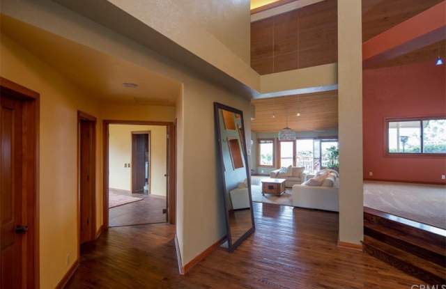 2225 Bridge Road Gallery 4