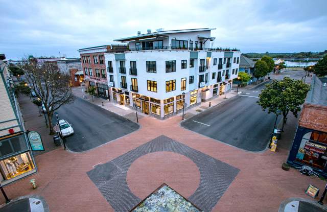 138 E St photos photos 138 E St photos photos