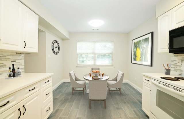 65 Manor Drive Gallery 3