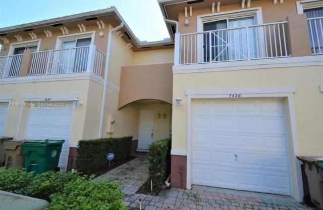 7428 Willow Grove Pl - 7428 Willow Grove Place, Davie, FL 33314