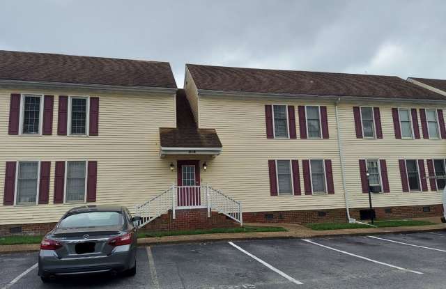 1 BED 1 BATH CONDO - 318 Washington Street, Portsmouth, VA 23704