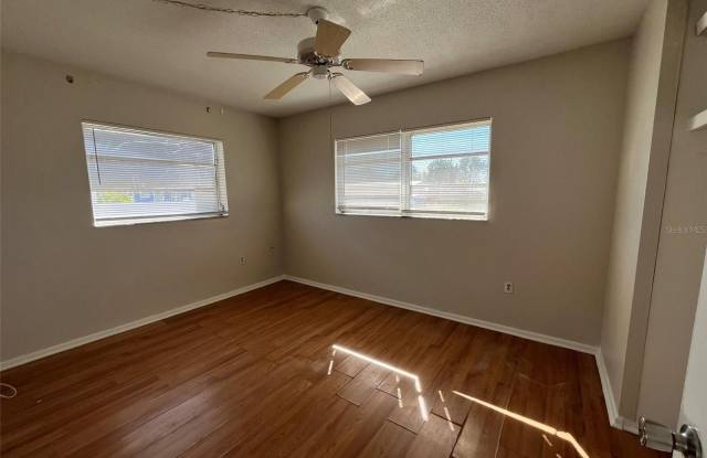 22344 LASALLE Road Gallery 4