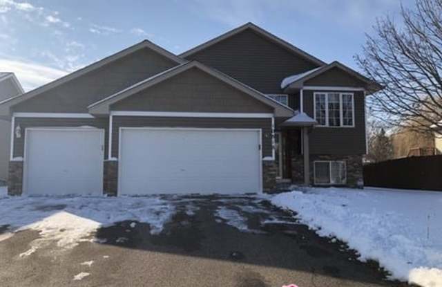 10818 Able St North East - 10818 Able St NE, Blaine, MN 55434