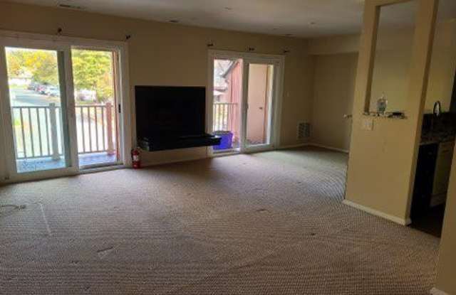 8075 PANTANO PLACE Gallery 3