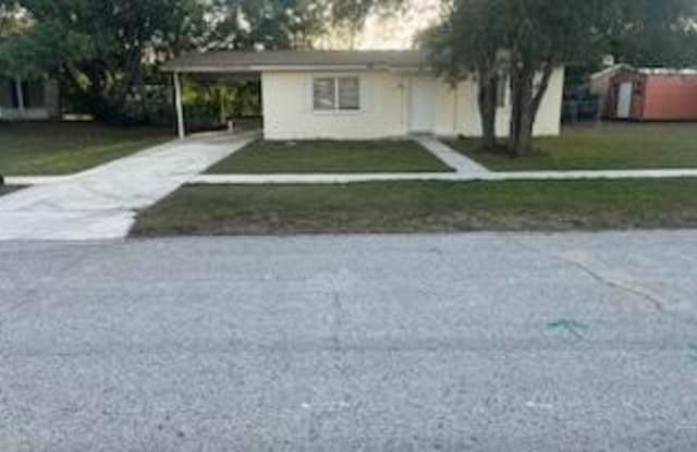 4623 Cynthia Lane photos photos