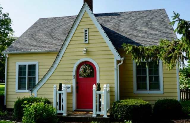Adorable Home For Rent! photos photos
