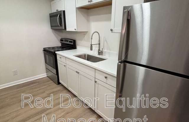 123 West Walnut Street - 123 D photos photos