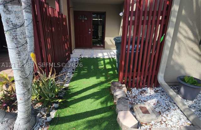 11011 S Lakeview Dr Gallery 1