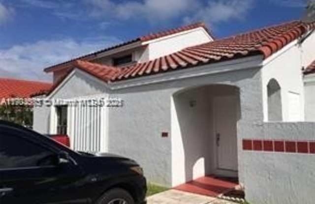 2301 San Remo Cir Gallery 2