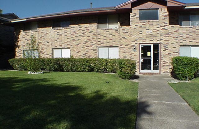 219 W SILVER SANDS DR - 219 W Silver Sands Dr, San Antonio, TX 78216