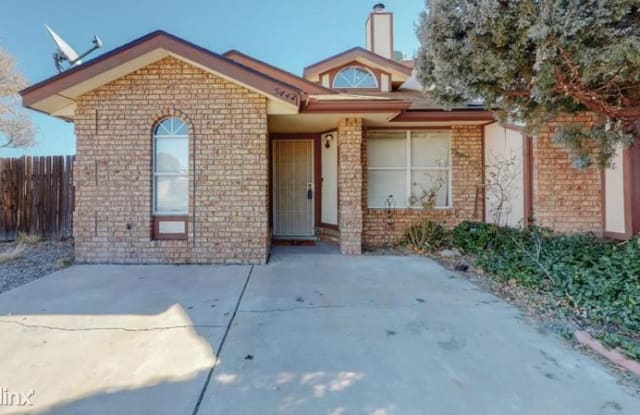 5442 Gold Rush Dr NW - 5442 Gold Rush Trail Northwest, Albuquerque, NM 87120