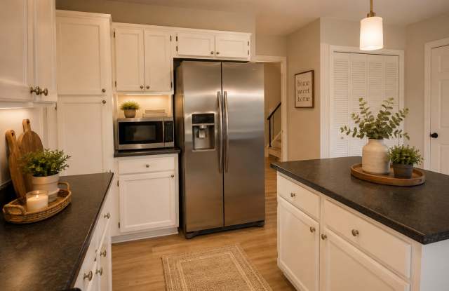 Beautiful Brick Home in White Oak – South Charlotte Gallery 4