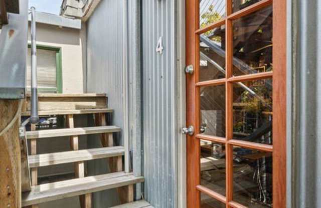 24 Westminster Ave Gallery 1