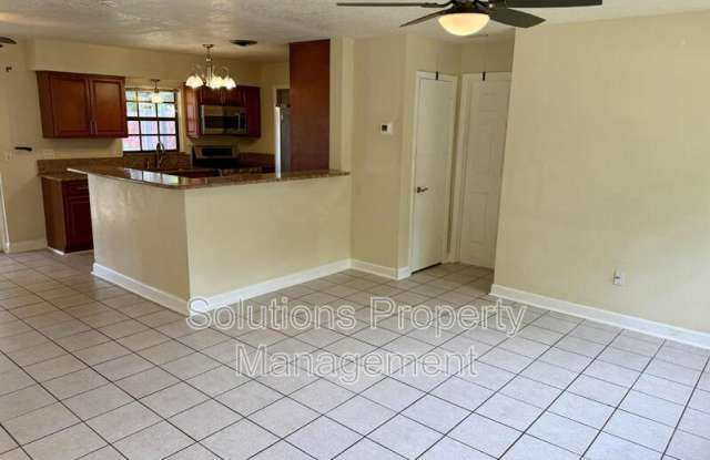 974 Golf St Gallery 3