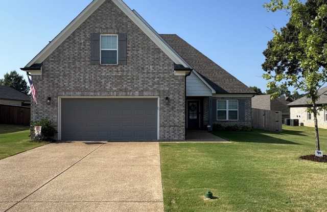 2533 Darlene Street photos photos
