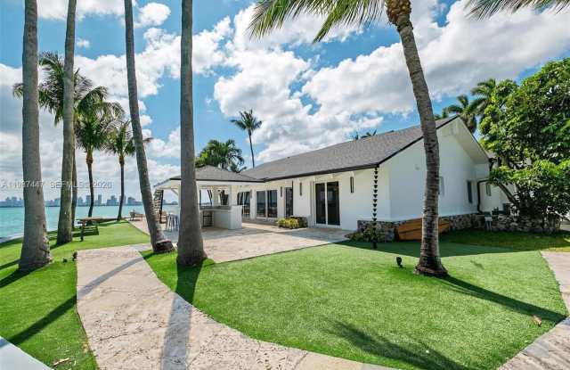 1365 Bay Ter photos photos