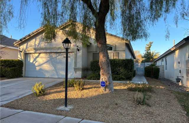 8824 Iron Hitch Avenue photos photos